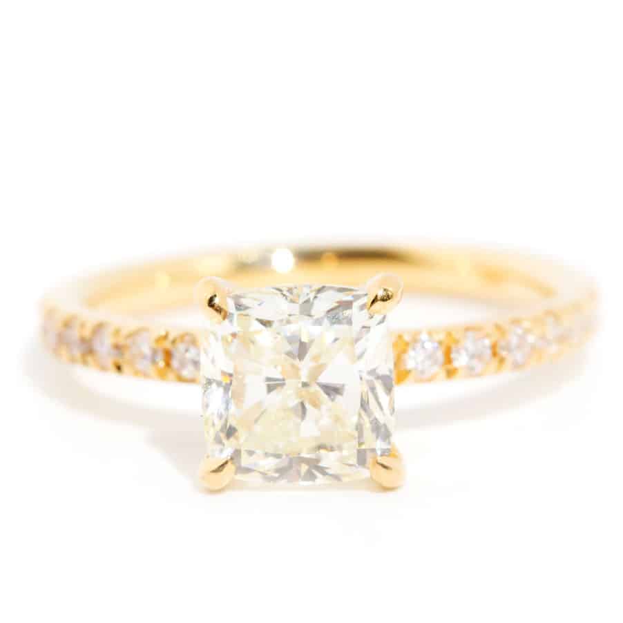 Darling-2.00ct-diamond-cushion-cut-ring-HRD-190000157300-IJ-1021-934_A